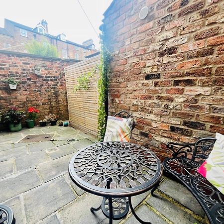 Bootham Apartment 32 - Free Parking - Five Minute Walk To York Minster Экстерьер фото
