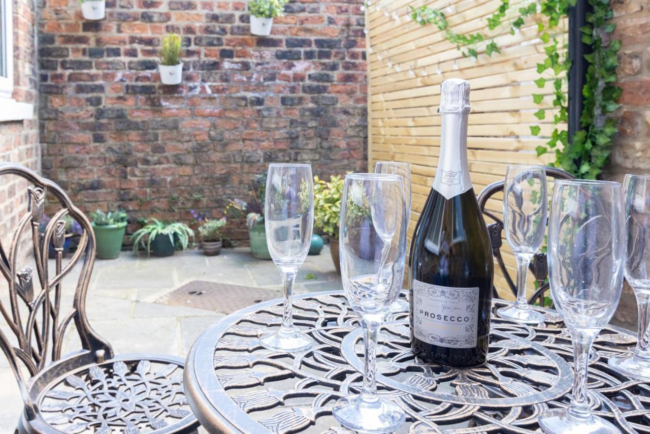 Bootham Apartment 32 - Free Parking - Five Minute Walk To York Minster Экстерьер фото