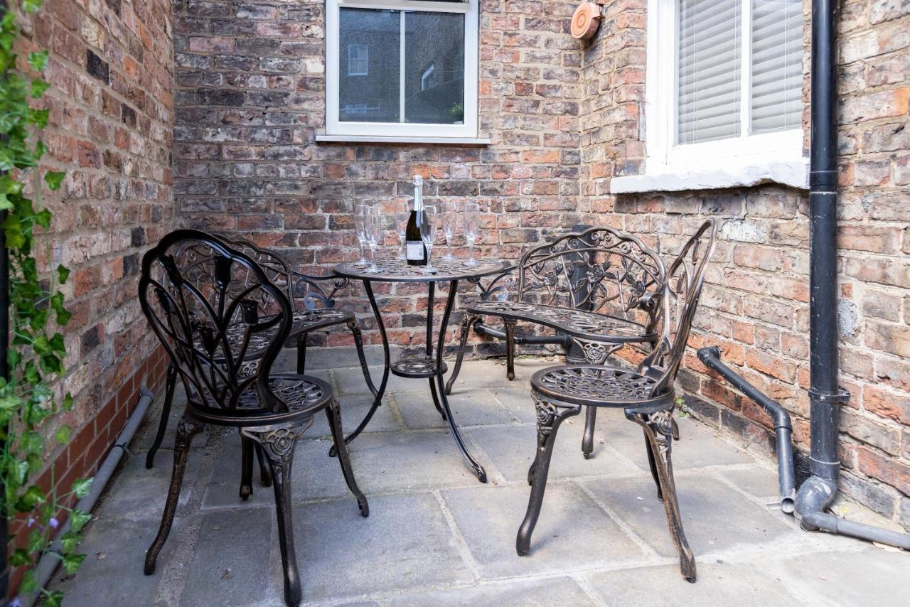 Bootham Apartment 32 - Free Parking - Five Minute Walk To York Minster Экстерьер фото