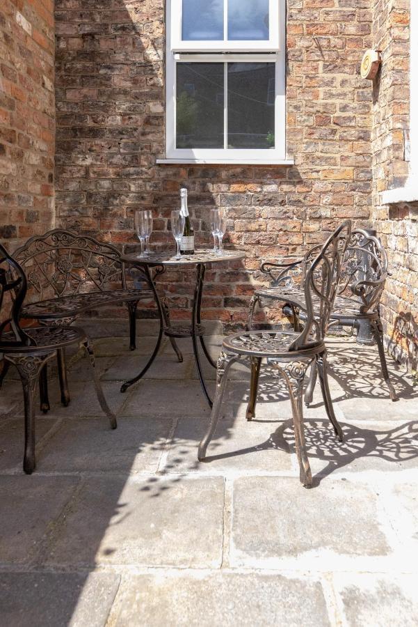 Bootham Apartment 32 - Free Parking - Five Minute Walk To York Minster Экстерьер фото